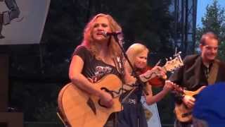 Highway 101 ft. Linsey Beckett and Steve Piticco in Kolding DK 6/28/14 - Honky Tonk Baby