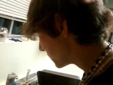 Zach Ross does the Cinnamon Challenge