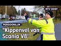 Truckspotter Tim fotografeert vrachtwagens op z'n driewieler | RTV Oost