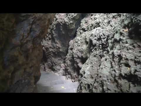 Padang Padang Beach Bali (Labuan Sait): Hidden Beach with White Sand & Crystal Blue Ocean