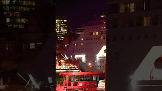 AMBIENCE - Sail away aus Hamburg, Passage vor den Landungsbrücken | Shipspotting Hamburg