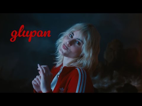 Nika Turković - glupan