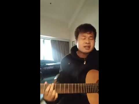 Roman Suara Merdu dan Ahli Main GItar Anak Kerinci