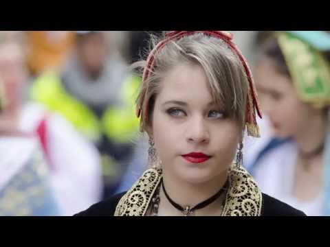 Albanian Folk Music - Traditional Arbereshe Clothing
