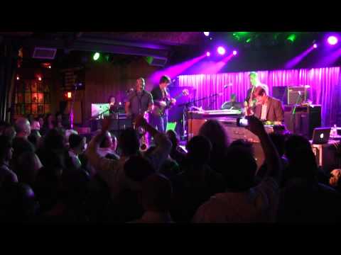 "Let The Music Take Your Mind" by The Greyboy Allstars - Live at The Belly Up - 2013-12-21