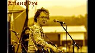 Erlend Øye - La Prima Estate - Live - With SUBTITLES - IT.