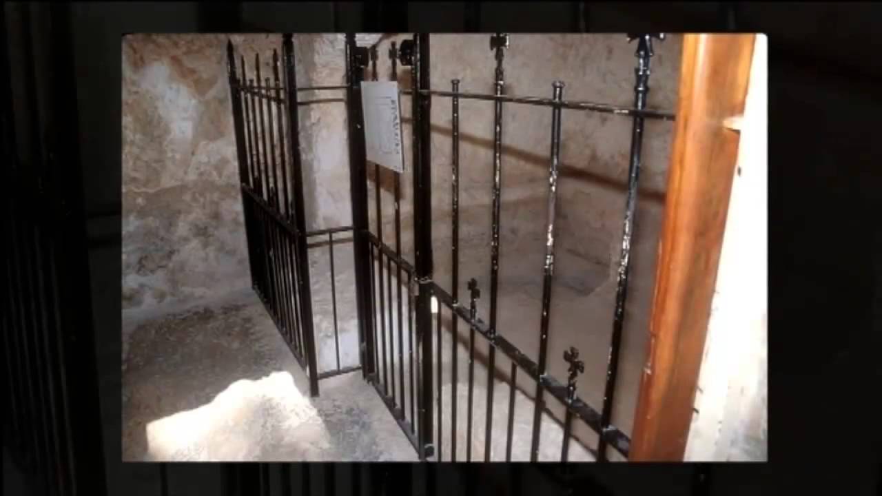 Golgotha and the Garden Tomb (2)