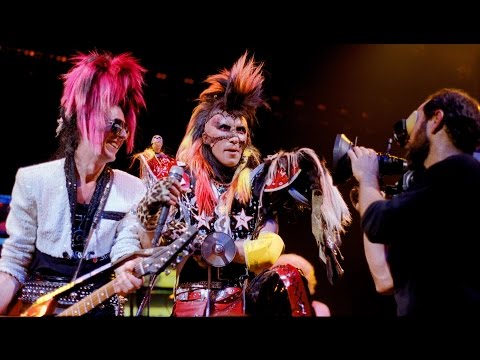 SIGUE SIGUE SPUTNIK LOVE MISSILE F1 11 EXTENDED VERSION VIDEO MIX