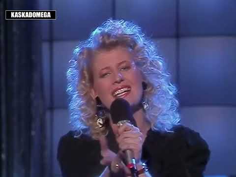 Mandy Winter - Julian (1988) [1080p]