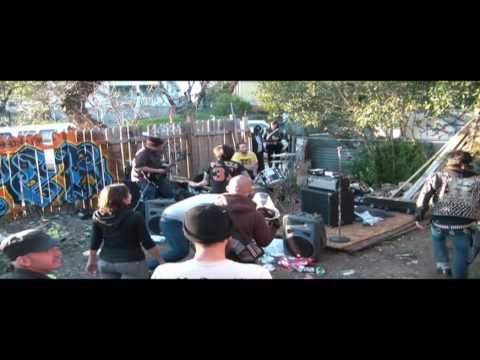 Naw Dude live @ The Shit Pit (skullbyskullnow) 03/21/10