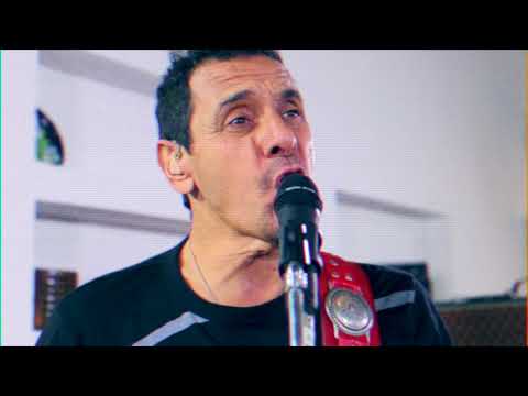 download lagu mp3 mp4 Haciendo Cosas Raras, download lagu Haciendo Cosas Raras gratis, unduh video klip Haciendo Cosas Raras