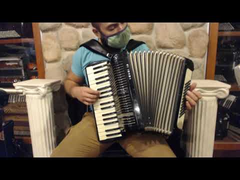 1259 - Black Hohner Verdi IA Piano Accordion MM 34 60 $599