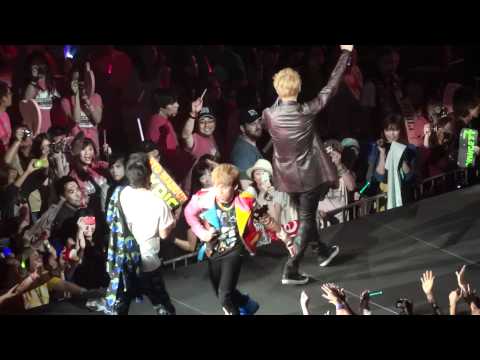 [FANCAM] 120520 SMTOWN f(x) AMBER, SHINee KEY, EXO KRIS Special Stage "Like A G6"
