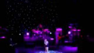 Duffy - Hanging On Too Long (Live) - Paris