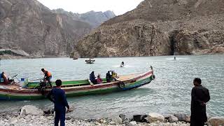 preview picture of video 'Attabad lake Hunza Gilgit Pakistan'