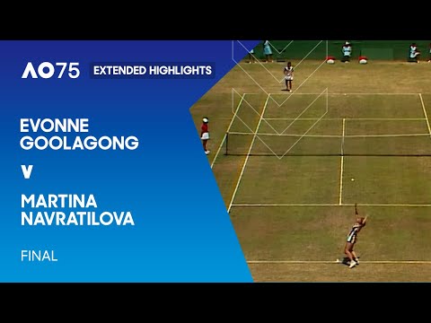 Evonne Goolagong v Martina Navratilova Extended Highlights | Australian Open 1975 Final