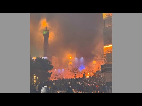 With you in the field - The Grayzone live