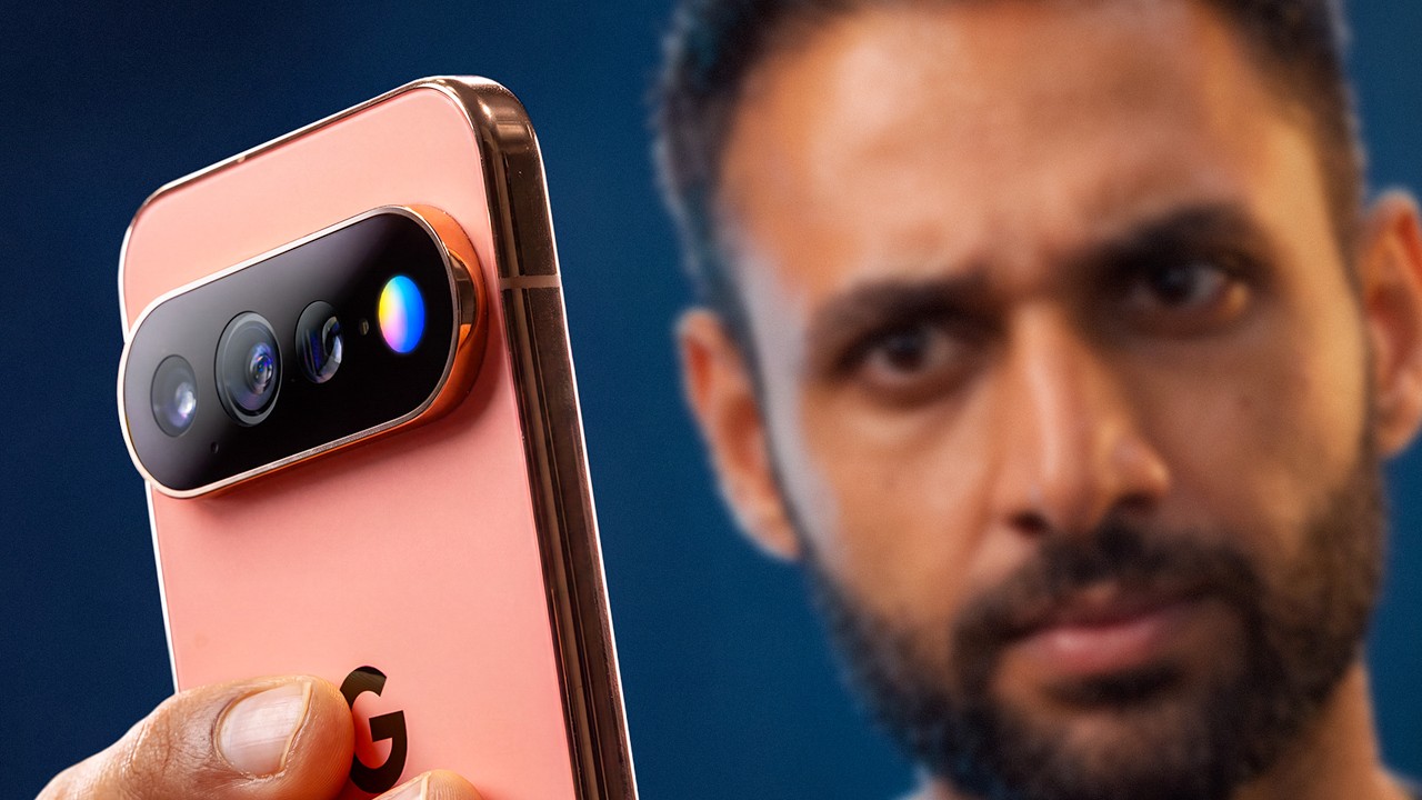 Google Pixel 11 Hands on - The Phone Crisis Begins.