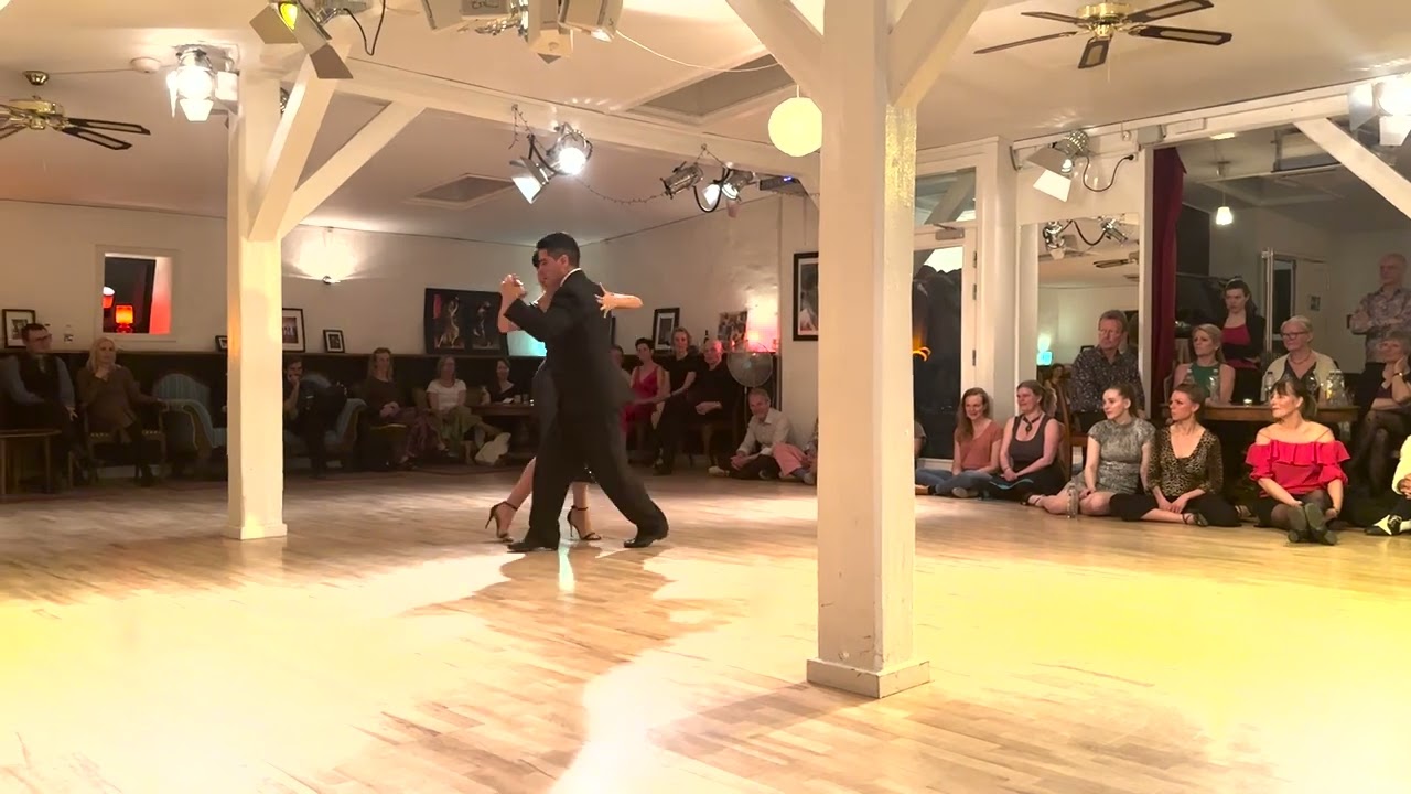 Marina Teves & Rodrigo Videla - Cuatro Palabras