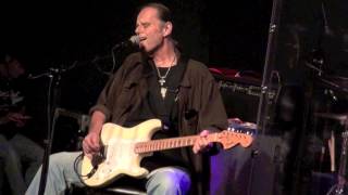 ''WALKIN' IN THE RAIN'' - WALTER TROUT BAND,  Aug 23, 2013