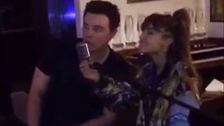 Ariana Grande & Seth MacFarlane Team Up For EPIC Karaoke Night