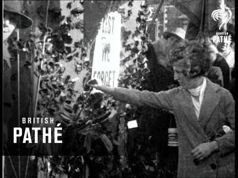 Impressive Scenes In Cardiff (1928)