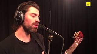 J. Bernardt - Calm Down || FM4 Session 2017