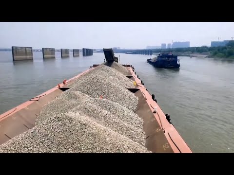 Barge unloading 3000 tons of cobblestone!  videos to help you relieve stress