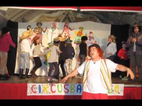 SIAMO TUTTI FRATELLI Paco Paquito Circusbandando