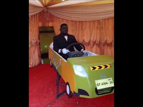 Burial ceremony in Ghana 🇬🇭👇 this how they treat the dead. #ghana #ghananews #goviral #trending