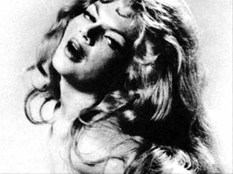 Violetta Villas - Kto się komu śni