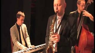 Cheek to cheek - Jazz Trio