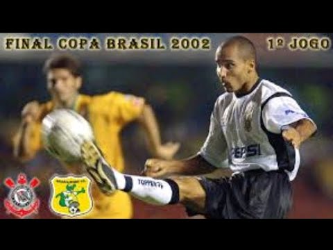 Corinthians 2 x 1 Brasiliense - Final da Copa do Brasil 2002 - (1° Jogo)