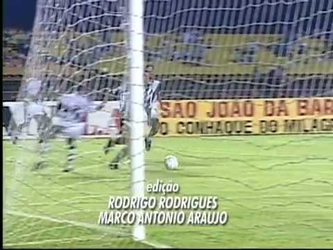 Em 1997, Botafogo vence o Vasco por 1 a 0 e conquista o Campeonato Carioca.mp4