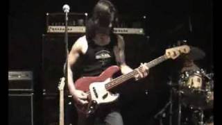 Richie Kotzen &amp; Stevie Salas - Shapes of Things (live)