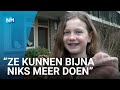 Jackie (11) maakt buurtkrant voor ouderen in coronacrisis