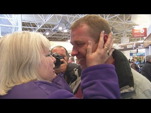 Adopted man, birth mother meet for first time in 42 years