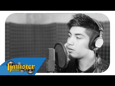 YouBand ft La Mara Santos - Vivo triste - VIDEO OFICIAL