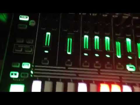 roland aira tr-8 vs cyclone tt-303 acid house