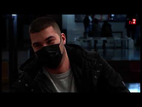 Branko Mitrovic, izvrsni direktor Telenora i Velimir Dobrovic, student