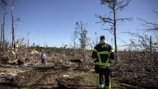 Coroner: One family lost 7 in Ala. Tornado