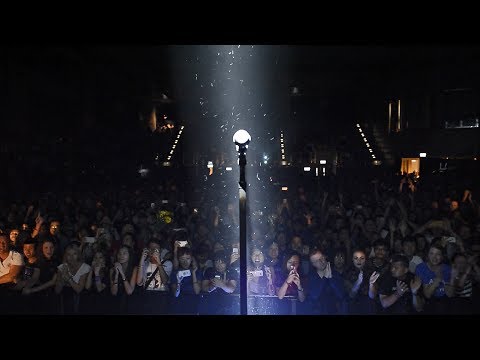 MORRISSEY - LOST STUDIO TRACK - BLUE DREAMERS EYES