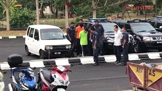 Download lagu Penang trio, including father and son, charged with drug trafficking; face gallows mp3