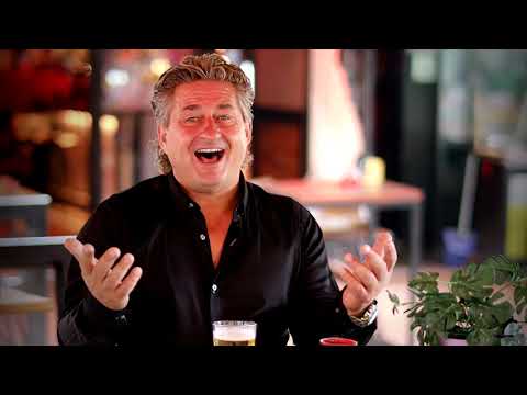 Stanley Hazes - Onze straatmuzikant