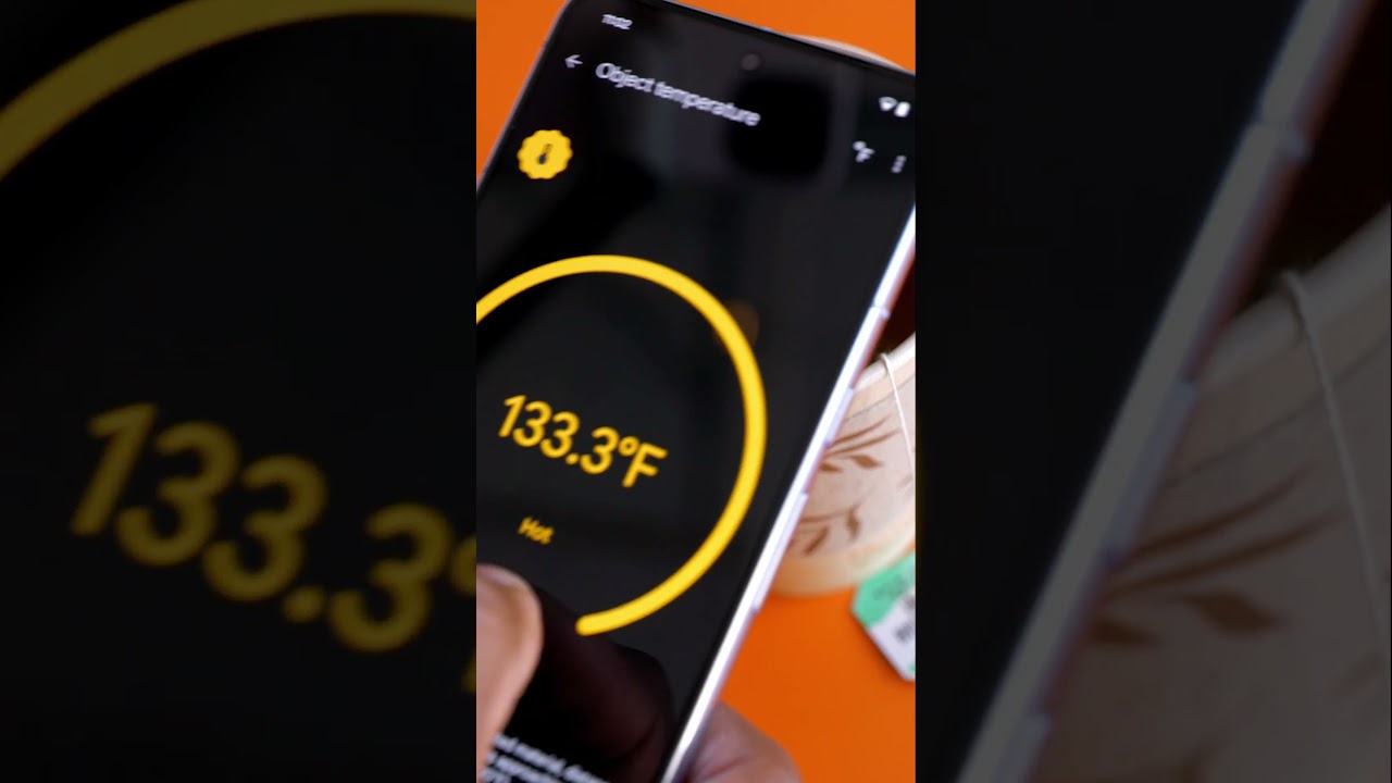Hands-On with the Google Pixel 8 Phone #shorts