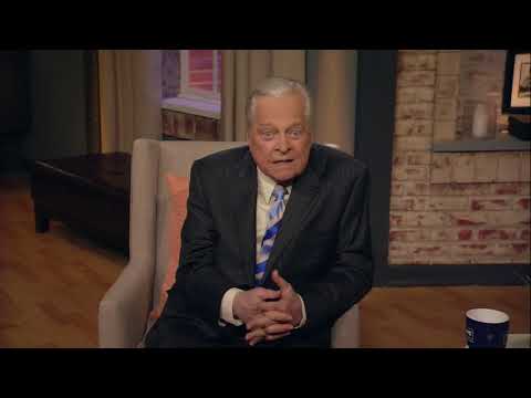 Robert Osborne intro to Ministry of Fear (1944) 20150110
