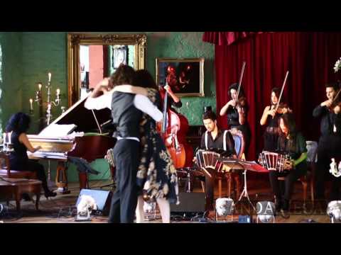Orquesta Típica Andariega - ESTA NOCHE DE LUNA - ( J. García / G. Gómez)