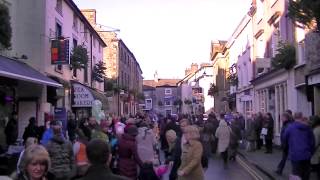preview picture of video 'Kirkby Lonsdale Christmas Fair & Parade. 01/12/12'