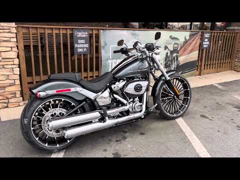 2026 Harley-Davidson® Breakout® Iron Horse Metallic - Chrome