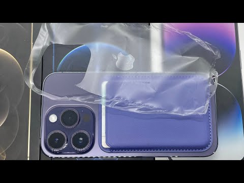 Unwrapping iPhone 14 Pro 😮